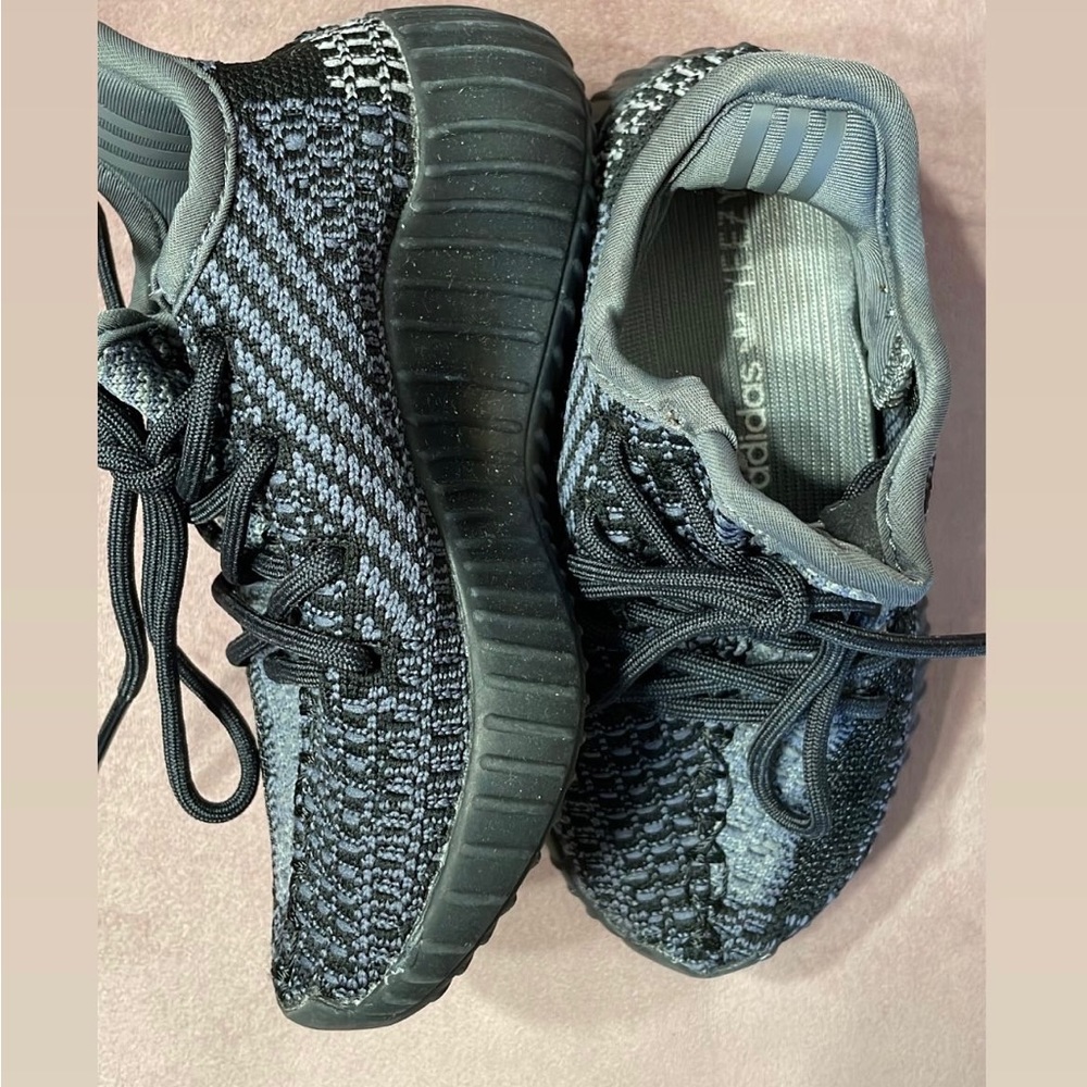 Toddler kids Yeezys